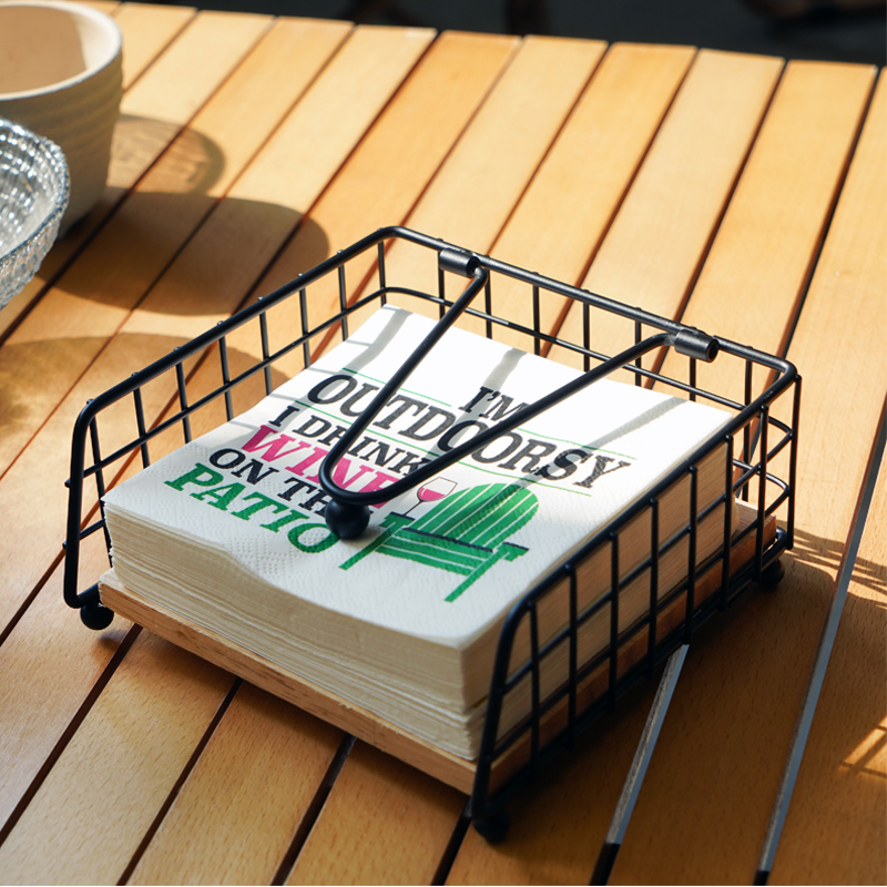 Square wooden napkin holder, s - Outdoor Hunting Kitchen recension och pris